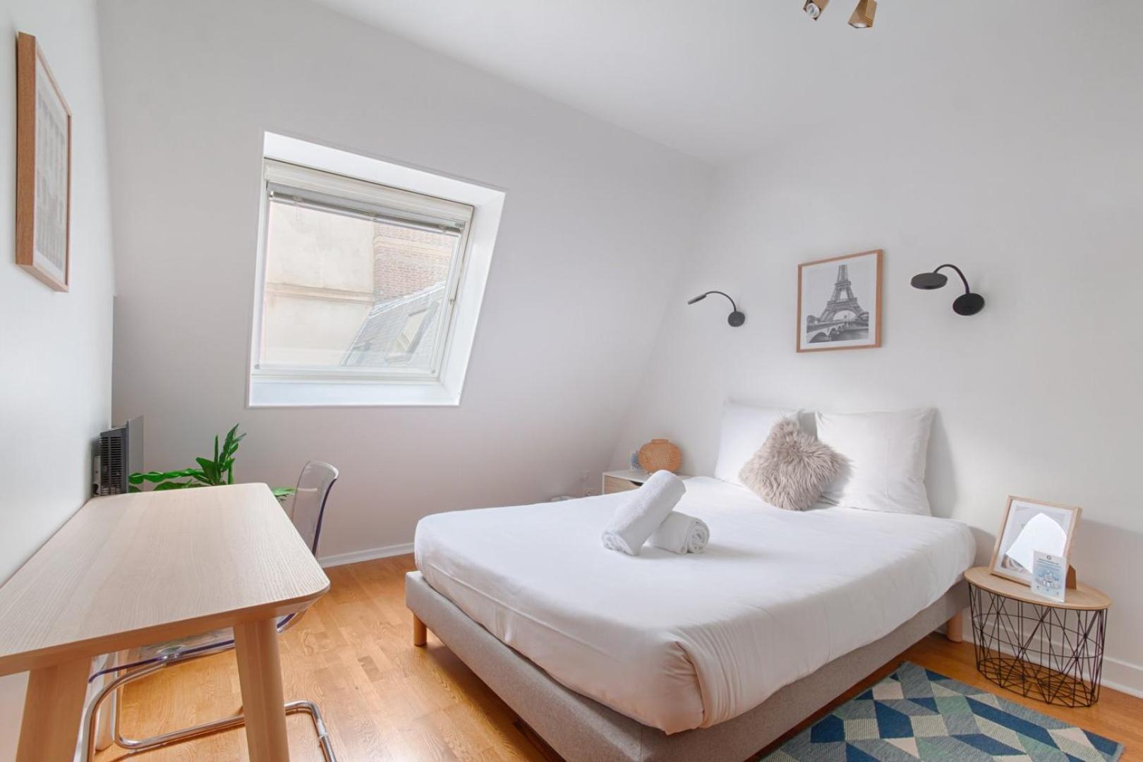 Appartement Near To Saint Lazare - 6P Париж Екстериор снимка